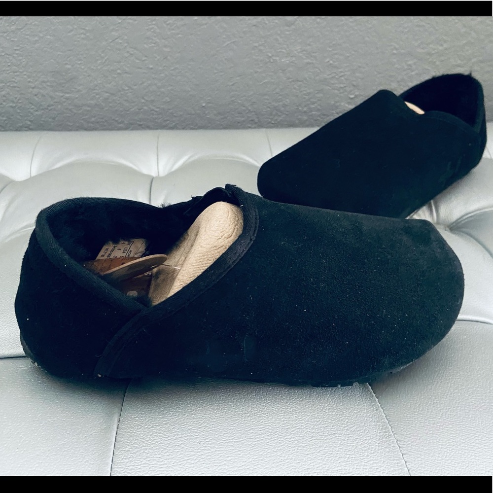 OTZ Shoes Black Suede Shearling Lined Slip-on Shoes Slippers w/ Cork Insoles